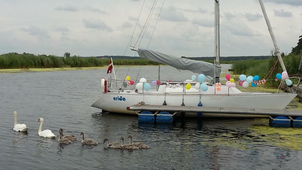 ホテル Feeling Cone Jūrkalne エクステリア 写真